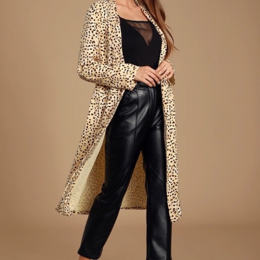 Cupcake and Cashmere Leopard Print Arianne Kimono/Duster